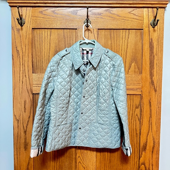Burberry Quilted Mint Green Jacket - Picture 1 of 5
